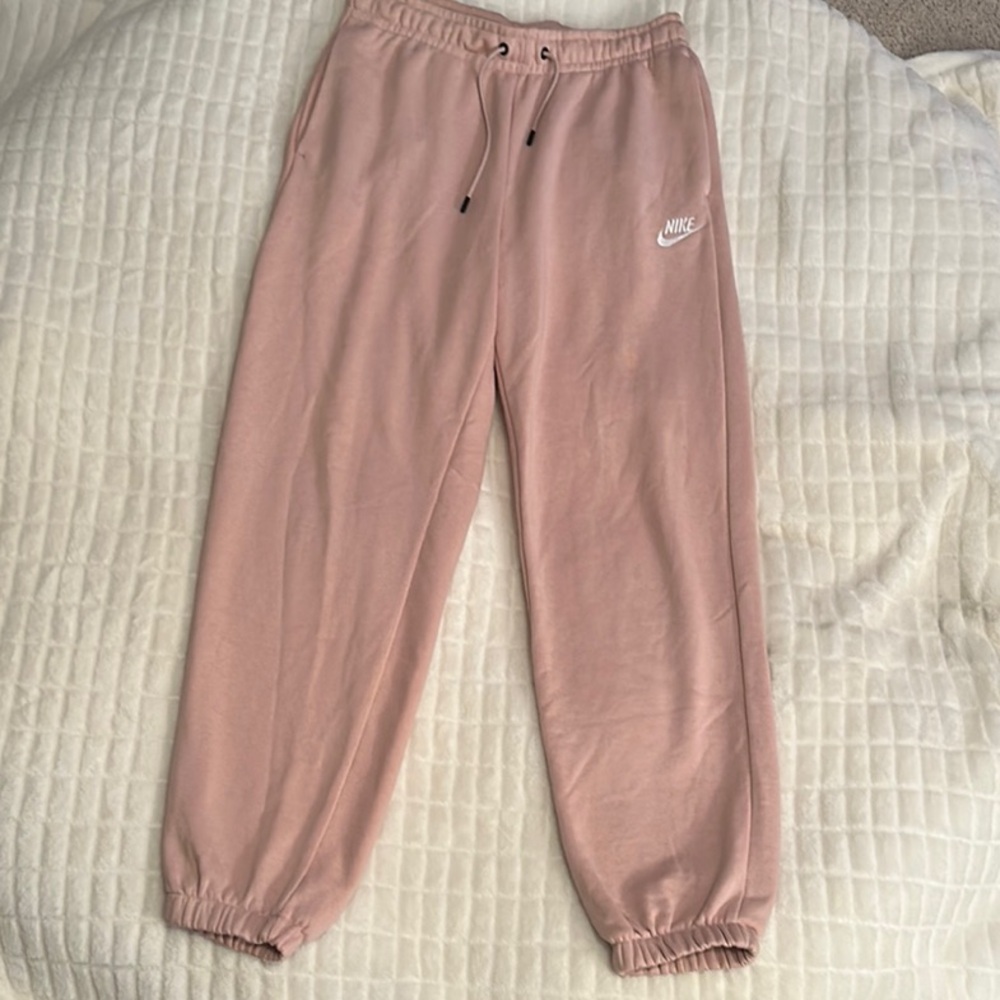 Nike Women’s Pink Jogger Pants
